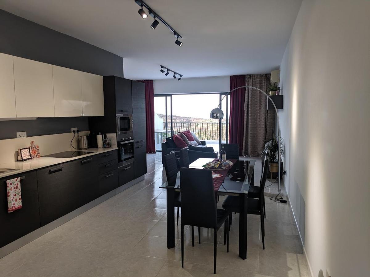 Gaia Penthouse Sea And Country Views Home St. Paul's Bay Exteriör bild