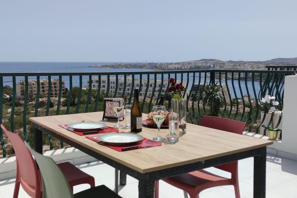 Gaia Penthouse Sea And Country Views Home St. Paul's Bay Exteriör bild