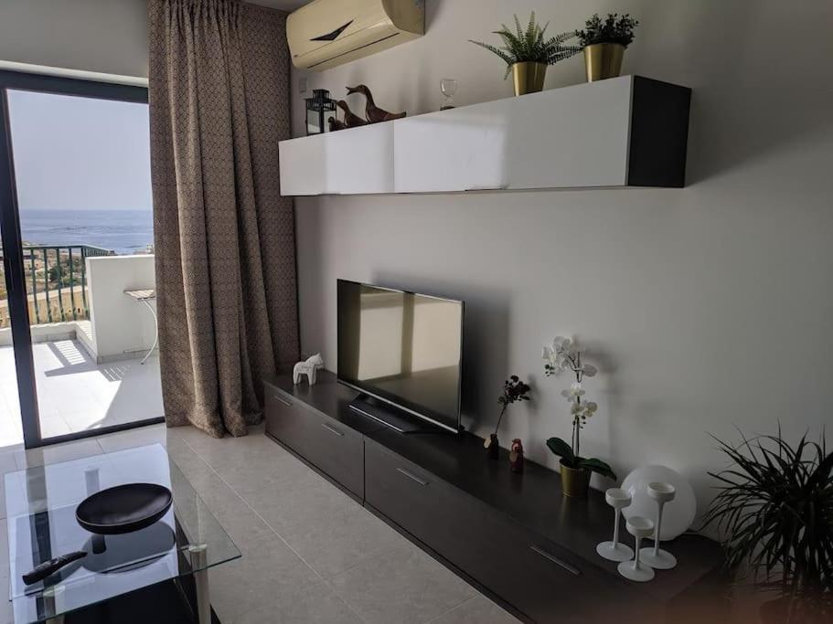 Gaia Penthouse Sea And Country Views Home St. Paul's Bay Exteriör bild