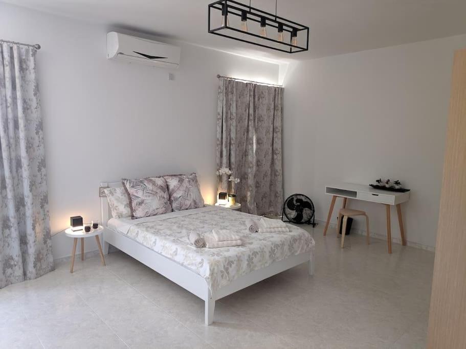 Gaia Penthouse Sea And Country Views Home St. Paul's Bay Exteriör bild
