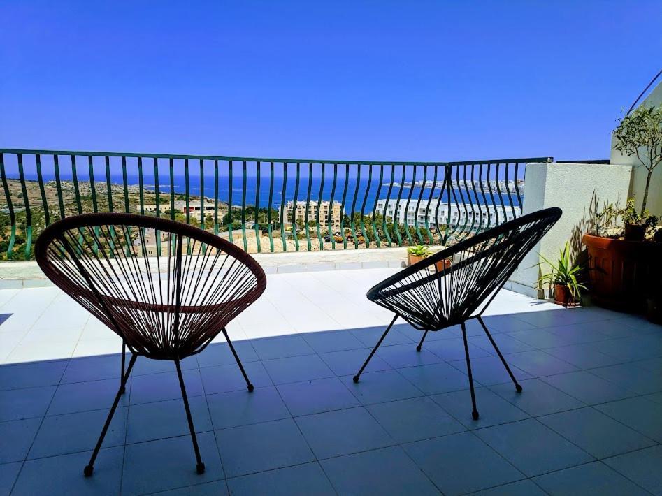 Gaia Penthouse Sea And Country Views Home St. Paul's Bay Exteriör bild